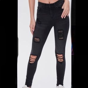 Forever 21 black ripped skinny jeans